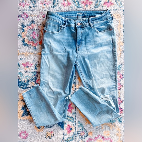 Old Navy Rockstar Skinny Jeans - Picture 4 of 4